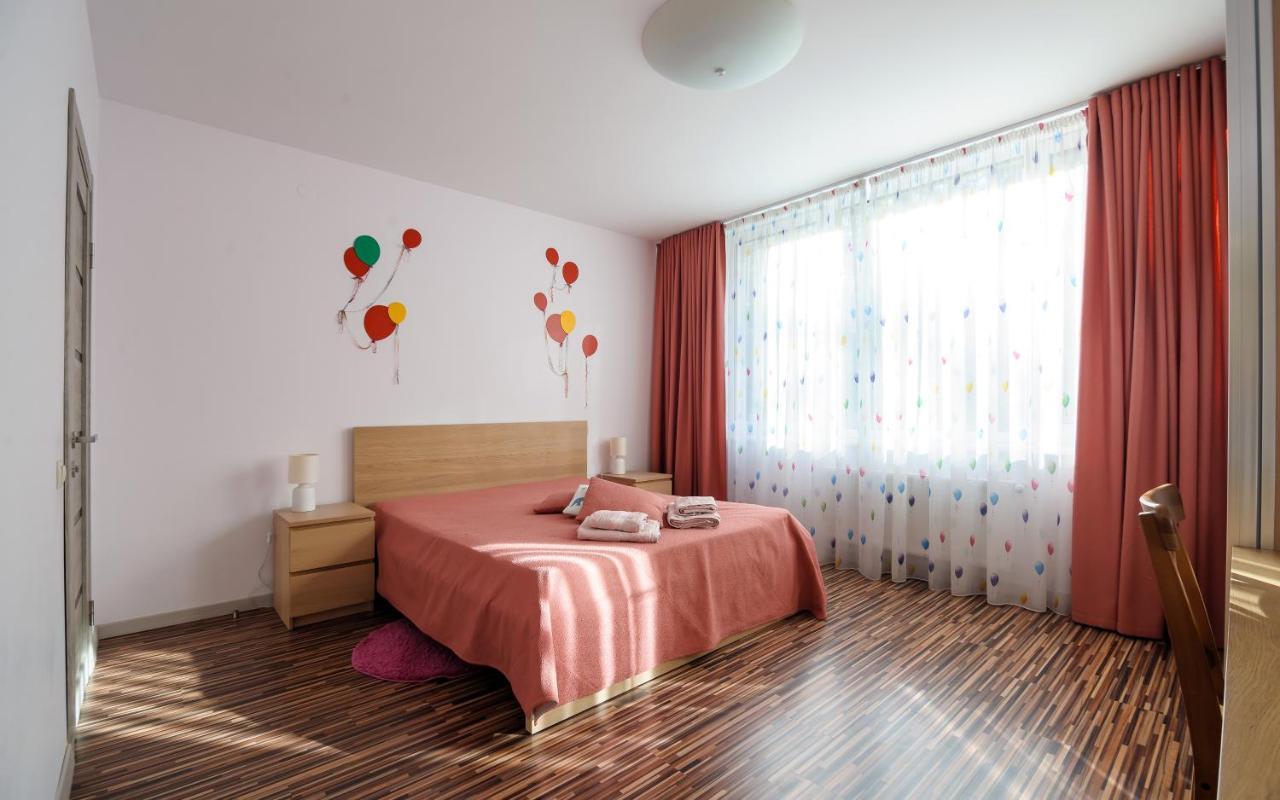 Colored Balloons - 3 Bedrooms, 3 Bathrooms, Equipped Large Apartments Lviv Luaran gambar