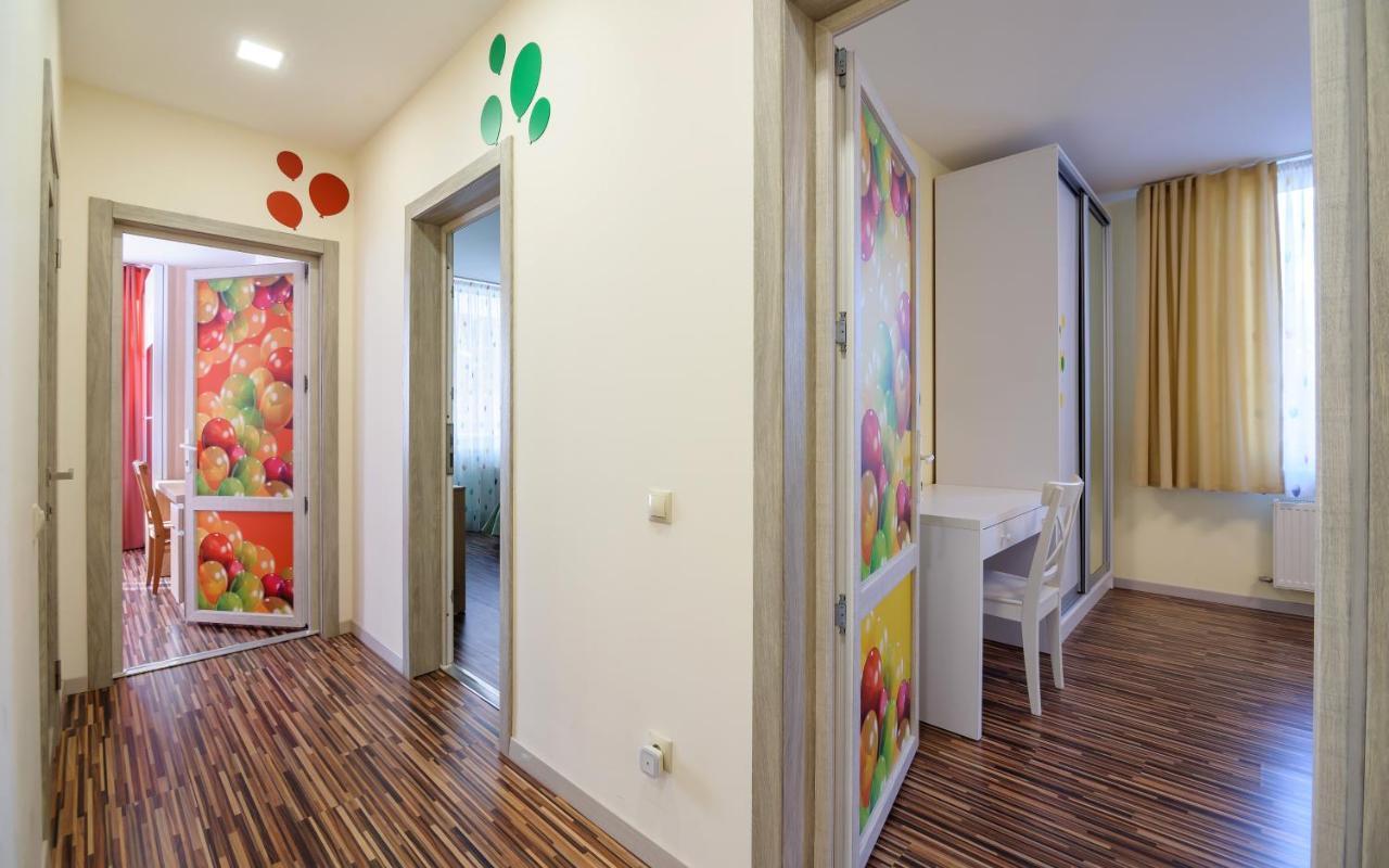 Colored Balloons - 3 Bedrooms, 3 Bathrooms, Equipped Large Apartments Lviv Luaran gambar