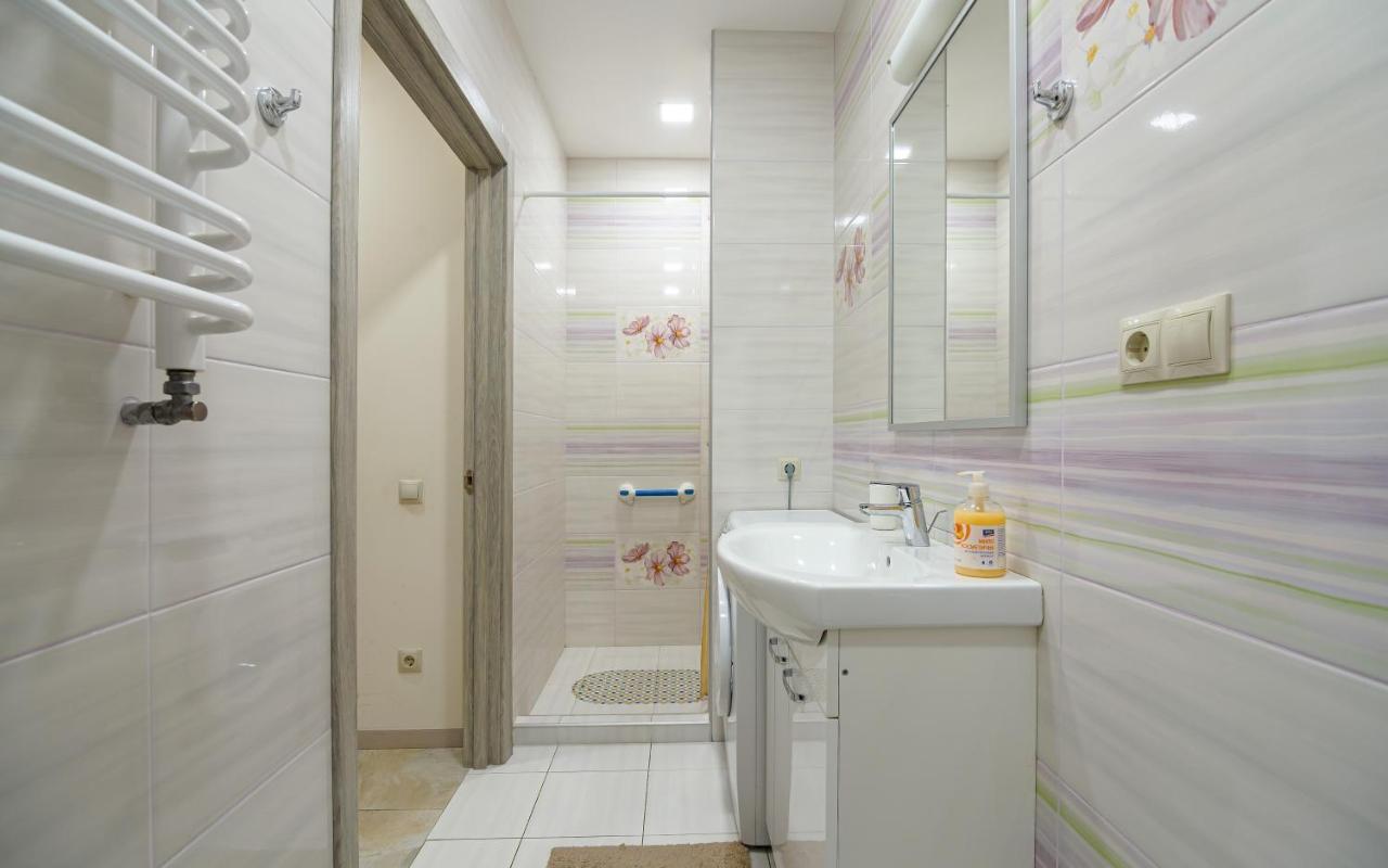 Colored Balloons - 3 Bedrooms, 3 Bathrooms, Equipped Large Apartments Lviv Luaran gambar